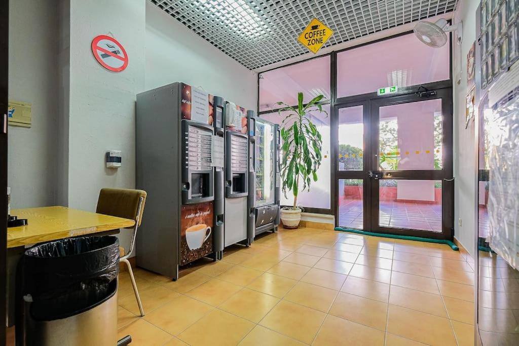 T2 With Pool, 300M From The Beach 波尔蒂芒 外观 照片